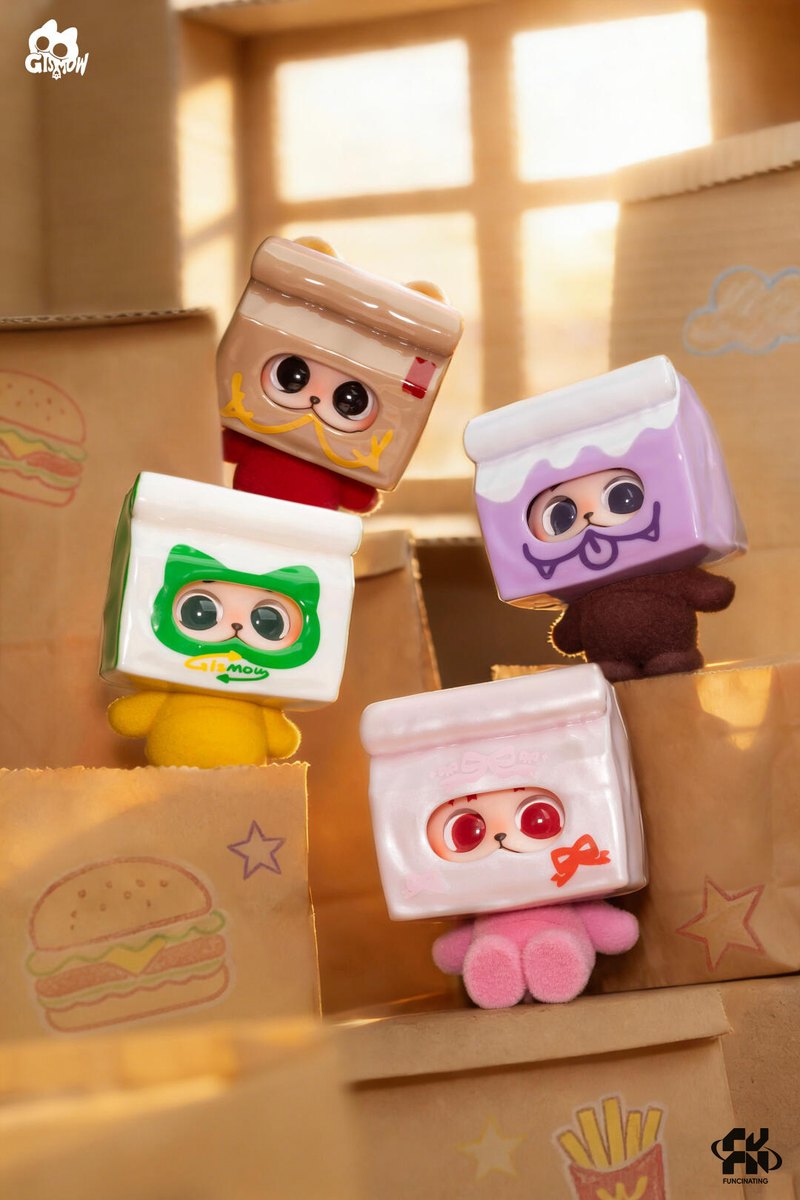 GISMOW characters with vinyl faces packaged in themed boxes